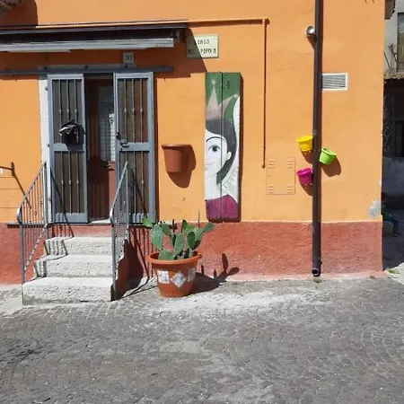 La Casa Del Largo *
